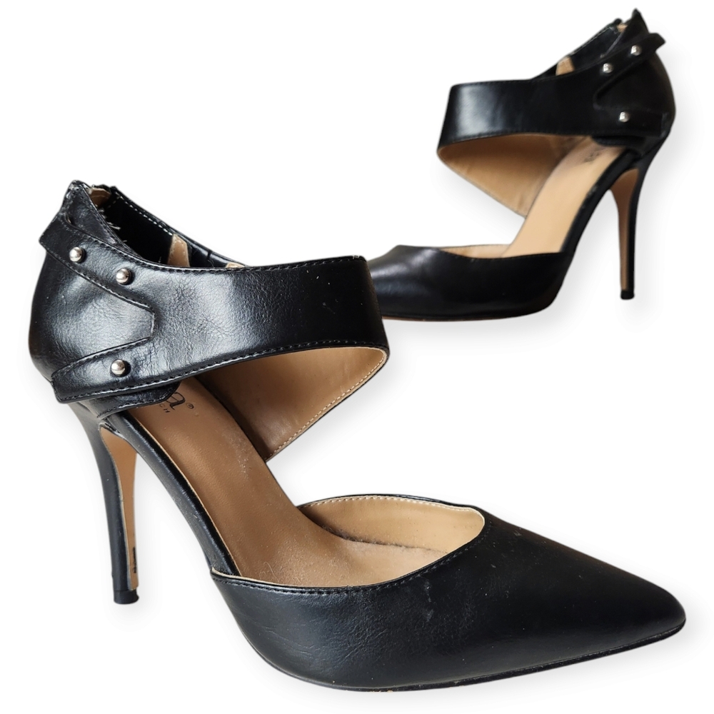 a.n.a Black Pointed Toe Mary Jane Heels size 6.5M